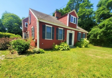 592 Plymouth St, Halifax, Massachusetts 02338, 2 Bedrooms Bedrooms, 5 Rooms Rooms,1 BathroomBathrooms,Residential Lease,For Rent,Plymouth St,73394767