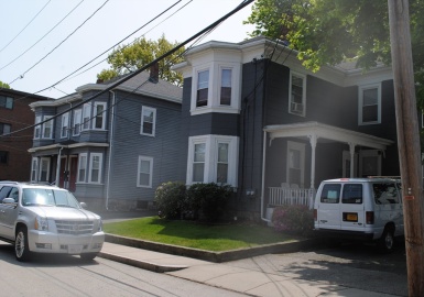 31 Walnut, Waltham, Massachusetts 02453, 1 Bedroom Bedrooms, 3 Rooms Rooms,1 BathroomBathrooms,Residential Lease,For Rent,Walnut,73394923