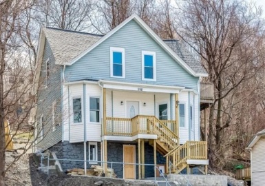 598 Franklin Street, Worcester, Massachusetts 01604, 2 Bedrooms Bedrooms, 5 Rooms Rooms,1 BathroomBathrooms,Residential Lease,For Rent,Franklin Street,73394936