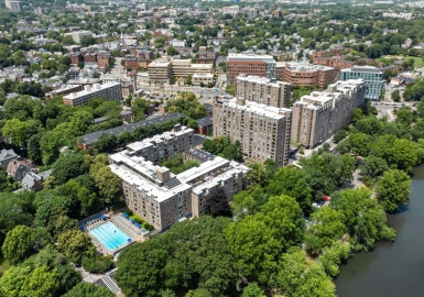 44 Washington St, Brookline, Massachusetts 02445, 3 Rooms Rooms,1 BathroomBathrooms,Residential Lease,For Rent,Washington St,73394961