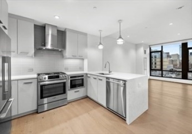 40 Traveler St, Boston, Massachusetts 02118, 1 Bedroom Bedrooms, 3 Rooms Rooms,1 BathroomBathrooms,Residential Lease,For Rent,Traveler St,73394995