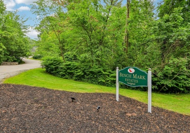 106 Cardnial Lane, Tyngsborough, Massachusetts 01879, 2 Bedrooms Bedrooms, 7 Rooms Rooms,1.5 BathroomsBathrooms,Residential,For Sale,Cardnial Lane,73396337