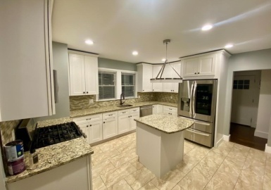 31 Houston Ave, Saugus, Massachusetts 01906, 2 Bedrooms Bedrooms, 4 Rooms Rooms,1 BathroomBathrooms,Residential Lease,For Rent,Houston Ave,73396622