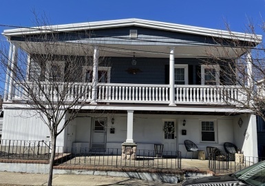 11 Cyrus Street, Wakefield, Massachusetts 01880, 1 Bedroom Bedrooms, 4 Rooms Rooms,1 BathroomBathrooms,Residential Lease,For Rent,Cyrus Street,73397593