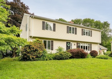 44 Williams Road, Lexington, Massachusetts 02420, 4 Bedrooms Bedrooms, 9 Rooms Rooms,3.5 BathroomsBathrooms,Residential Lease,For Rent,Williams Road,73397689