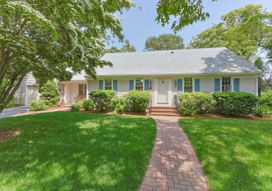21 Gramps Way, Chatham, Massachusetts 02659, 3 Bedrooms Bedrooms, 6 Rooms Rooms,2 BathroomsBathrooms,Residential,For Sale,Gramps Way,73397440