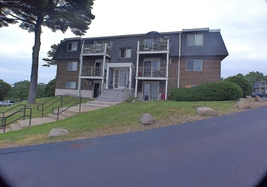 145 Essex Ave, Gloucester, Massachusetts 01930, 1 Bedroom Bedrooms, 3 Rooms Rooms,1 BathroomBathrooms,Residential,For Sale,Essex Ave,73391567