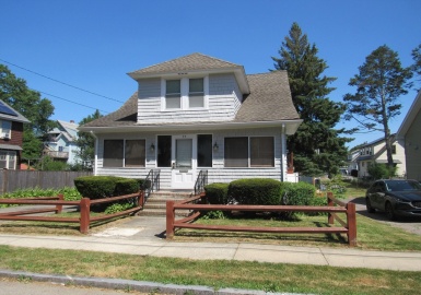49 Vassall St, Quincy, Massachusetts 02170, 3 Bedrooms Bedrooms, 6 Rooms Rooms,1.5 BathroomsBathrooms,Residential,For Sale,Vassall St,73397661