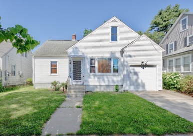 254 Redlands Street, Springfield, Massachusetts 01104, 3 Bedrooms Bedrooms, 6 Rooms Rooms,2.5 BathroomsBathrooms,Residential,For Sale,Redlands Street,73397607