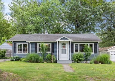 41 Yvette Street, Chicopee, Massachusetts 01020, 2 Bedrooms Bedrooms, 6 Rooms Rooms,1 BathroomBathrooms,Residential,For Sale,Yvette Street,73397695