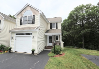 53 Lancaster Road, Clinton, Massachusetts 01510, 2 Bedrooms Bedrooms, 5 Rooms Rooms,2.5 BathroomsBathrooms,Residential,For Sale,Fairway Glenn,Lancaster Road,73397590