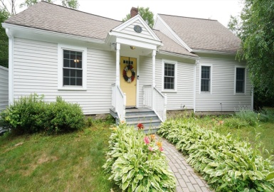 59 Whitins Road, Sutton, Massachusetts 01590, 4 Bedrooms Bedrooms, 9 Rooms Rooms,2 BathroomsBathrooms,Residential,For Sale,Whitins Road,73397727