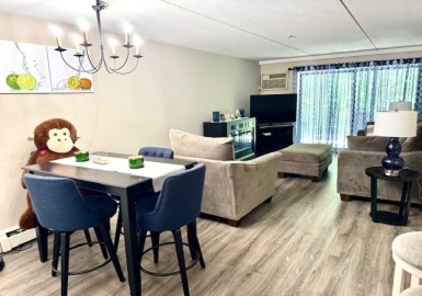 575 Broad St, Weymouth, Massachusetts 02189, 2 Bedrooms Bedrooms, 5 Rooms Rooms,1 BathroomBathrooms,Residential,For Sale,Weymouth Glen,Broad St,73397889