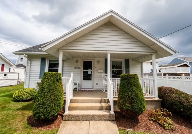 6 Weston Street Winter Rental, Hull, Massachusetts 02045, 2 Bedrooms Bedrooms, 5 Rooms Rooms,1 BathroomBathrooms,Residential Lease,For Rent,Weston Street Winter Rental,73398056