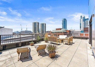 121 Portland St, Boston, Massachusetts 02114, 1 Bedroom Bedrooms, 3 Rooms Rooms,1.5 BathroomsBathrooms,Residential,For Sale,Forecaster 121,Portland St,73398080