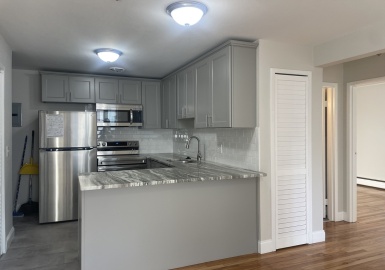 121 Warren, Watertown, Massachusetts 02472, 2 Bedrooms Bedrooms, 4 Rooms Rooms,1 BathroomBathrooms,Residential Lease,For Rent,Warren,73400936