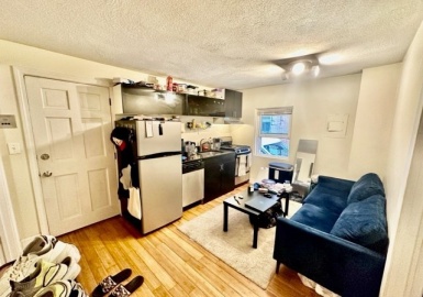 20 Bartlett Place, Boston, Massachusetts 02113, 2 Bedrooms Bedrooms, 3 Rooms Rooms,1 BathroomBathrooms,Residential Lease,For Rent,Bartlett Place,73400718