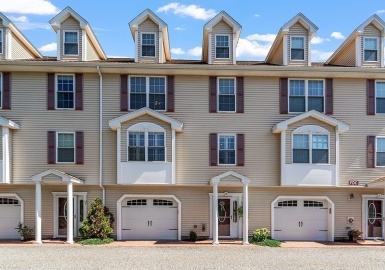 36 Middlesex Ave, Wilmington, Massachusetts 01887, 2 Bedrooms Bedrooms, 6 Rooms Rooms,1.5 BathroomsBathrooms,Residential Lease,For Rent,Middlesex Ave,73400745