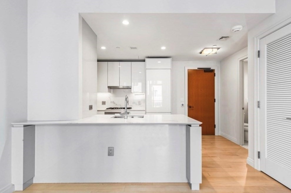 135 Seaport Blvd, Boston, Massachusetts 02210