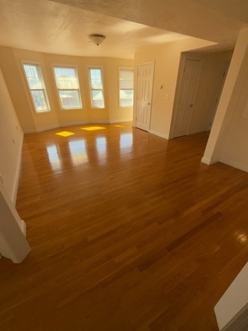 19 Rose Street, Stoughton, Massachusetts 02072, 2 Bedrooms Bedrooms, 4 Rooms Rooms,1 BathroomBathrooms,Residential Lease,For Rent,Rose Street,73403228