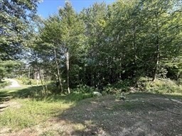 Lot 4 Brimfield Road, Warren, Massachusetts 01083