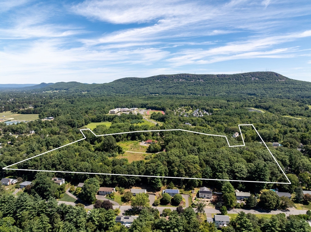 6 South St & Abutting Lots, Easthampton, Massachusetts 01027