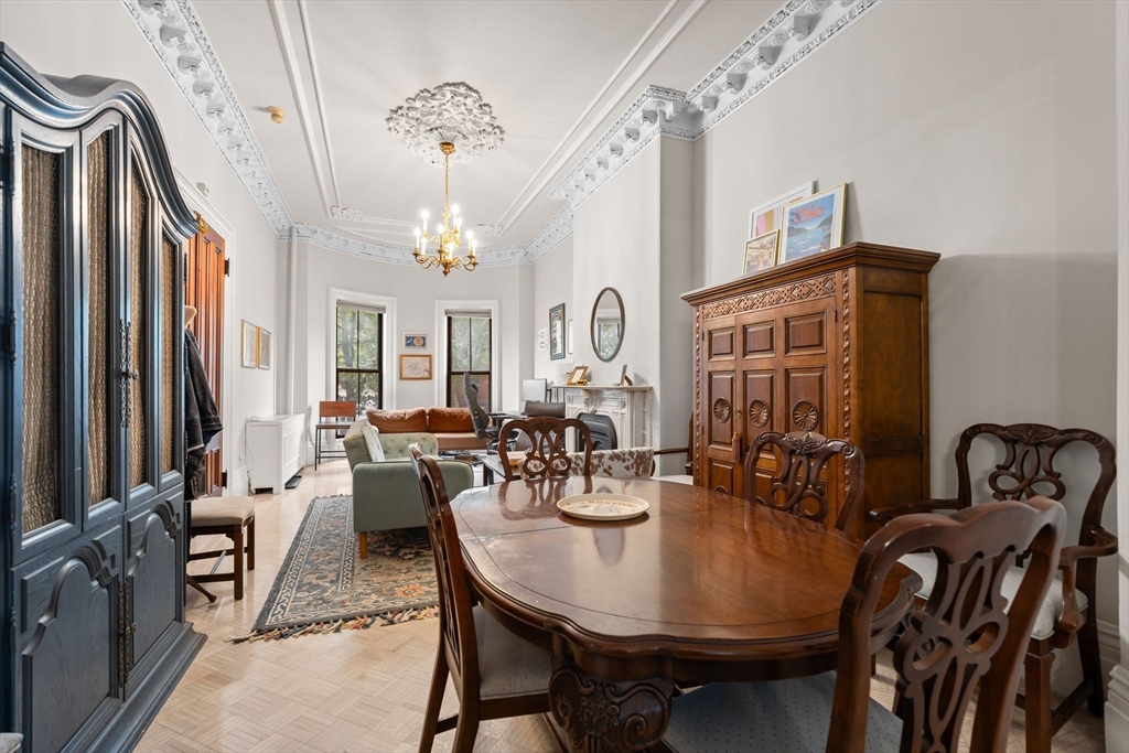 30 Dartmouth Street, Boston, Massachusetts 02116