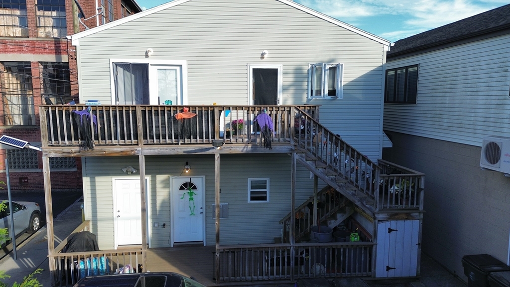 81 N Court St, Fall River, Massachusetts 02720