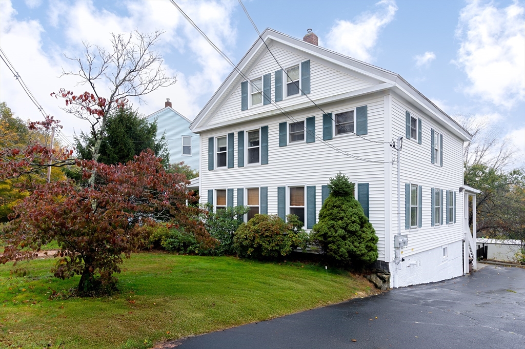 8 Elm St, North Brookfield, Massachusetts 01535