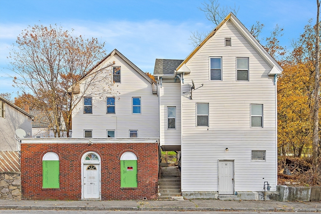 52 & 52.5 Wall St, Worcester, Massachusetts 01604