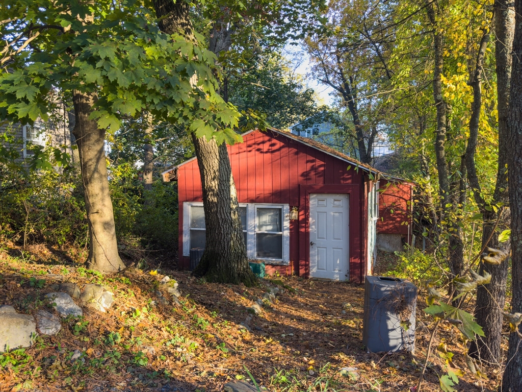 12 Parkview Ter, North Reading, Massachusetts 01864