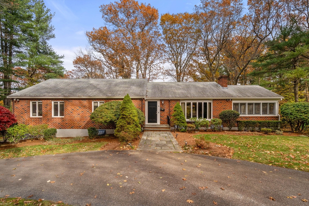 30 Richardson Dr, Needham, Massachusetts 02492