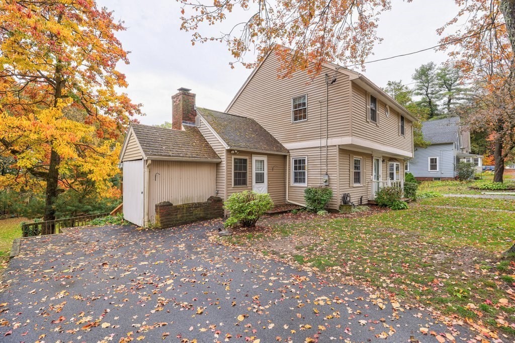 20 Flagg St, Boylston, Massachusetts 01505