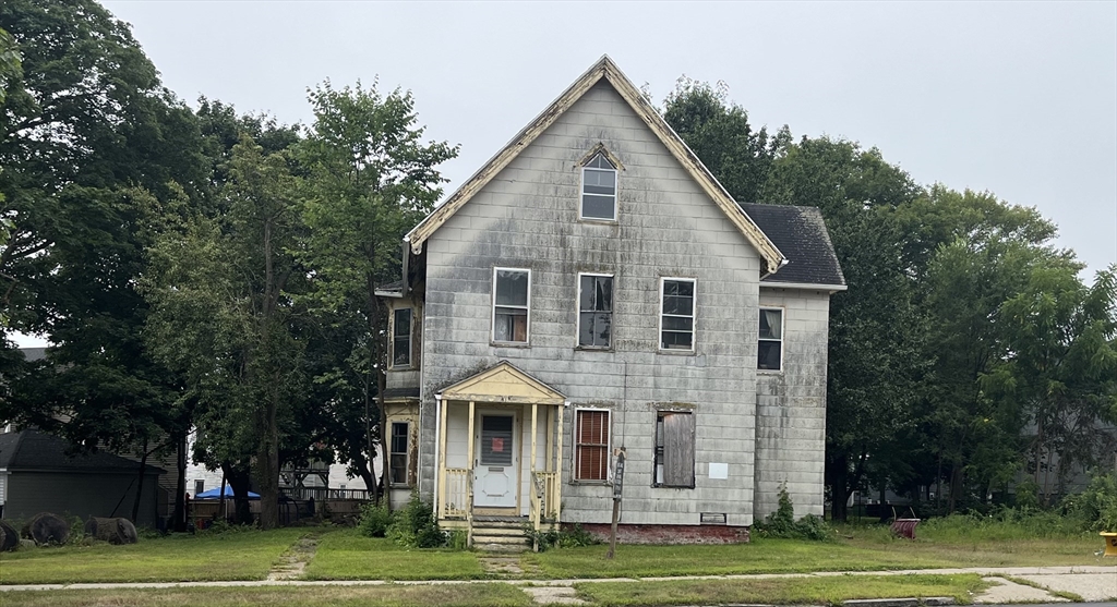 414 South St, Holyoke, Massachusetts 01040