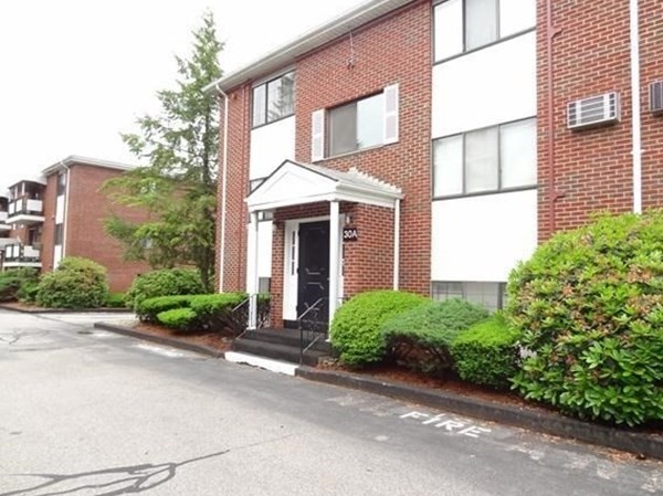 30 Colonial Dr, Andover, Massachusetts 01810