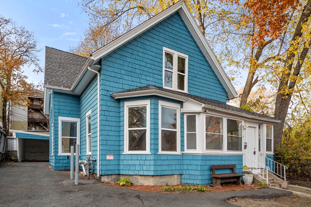 4 Albert Street, Worcester, Massachusetts 01610