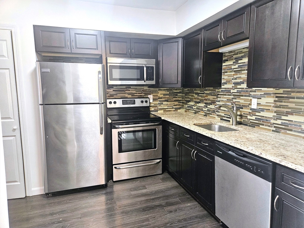 26 Beacon Street, Burlington, Massachusetts 01803