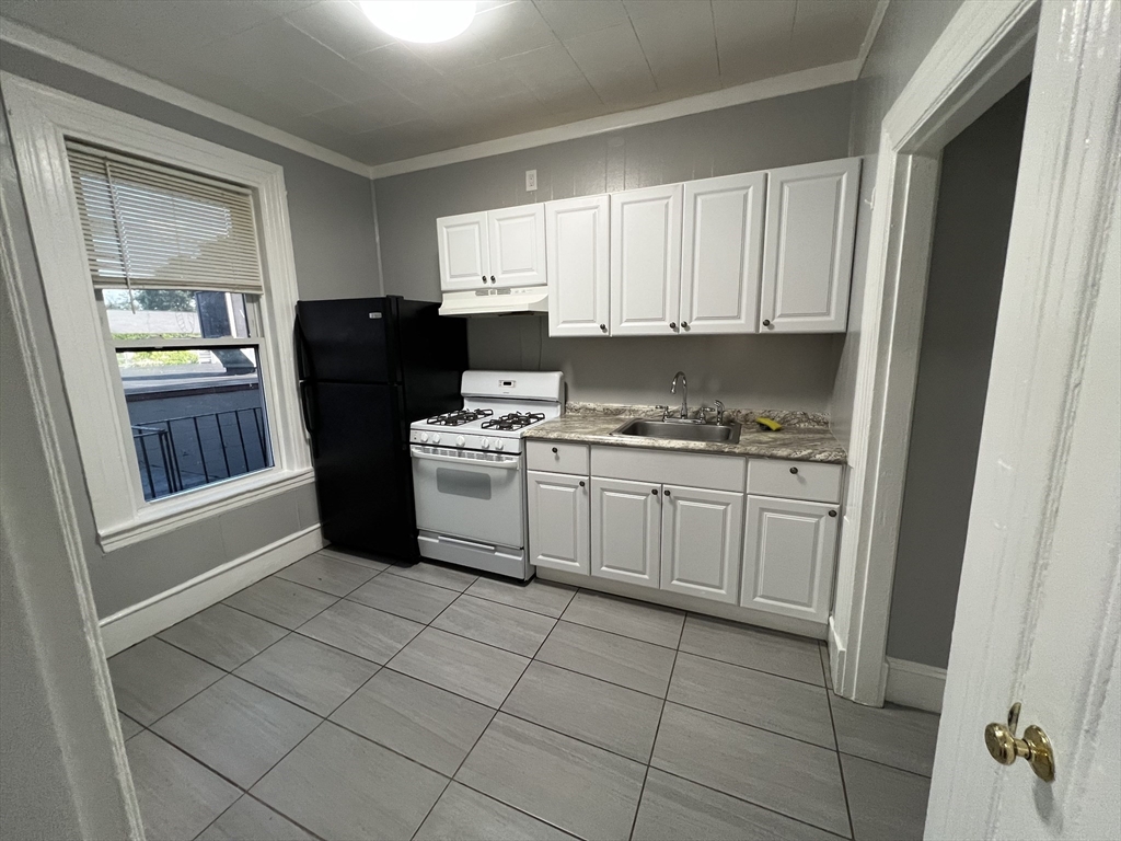 64 Hollis, Framingham, Massachusetts 01702