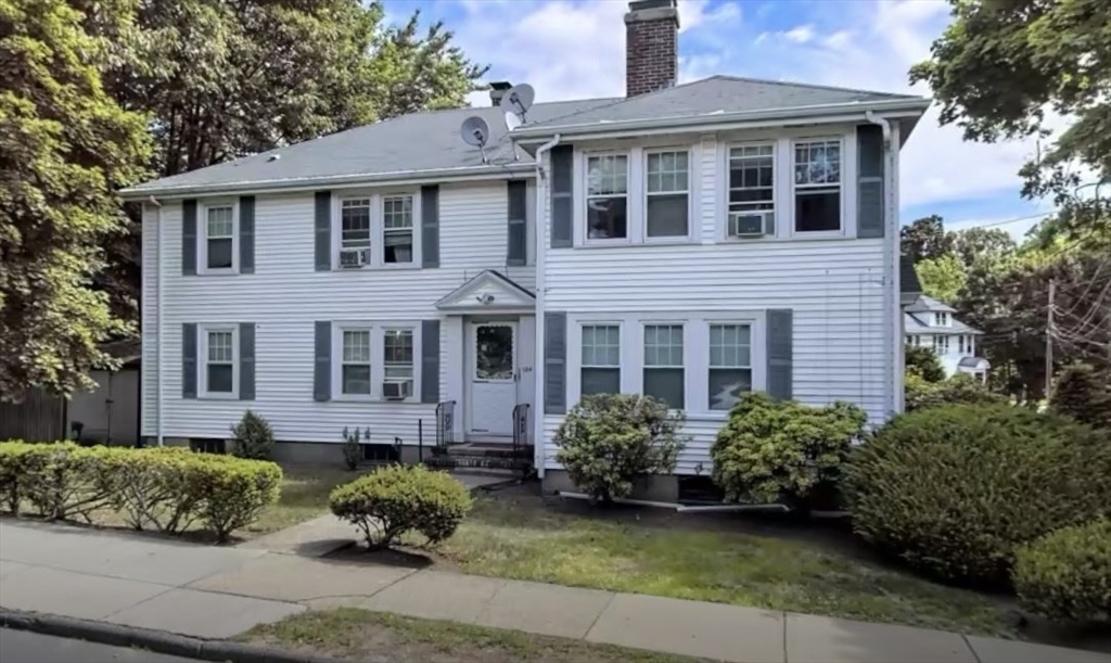 124 Langley Rd, Newton, Massachusetts 02459