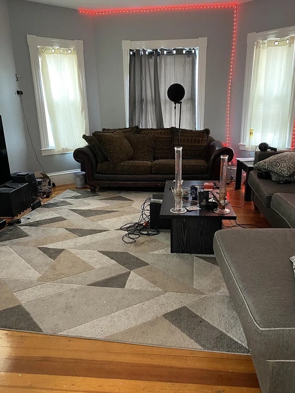 28 Gershom Ave, Lowell, Massachusetts 01854