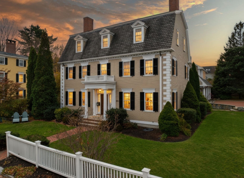 287 1/2 High Street, Newburyport, Massachusetts 01950