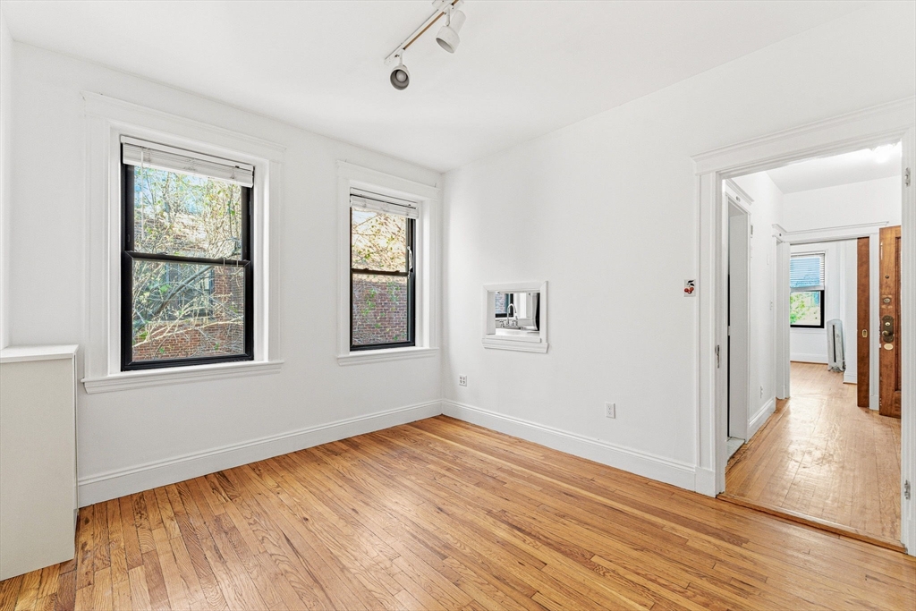 39 Glenville Ave, Boston, Massachusetts 02134