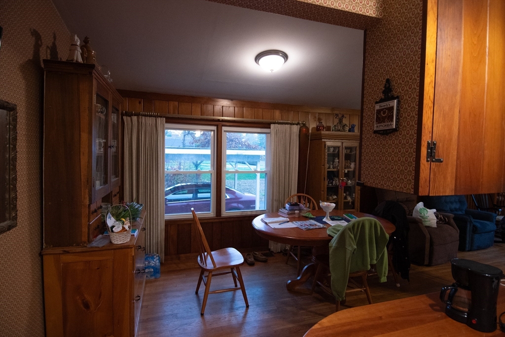 227 Green River Rd, Greenfield, Massachusetts 01301