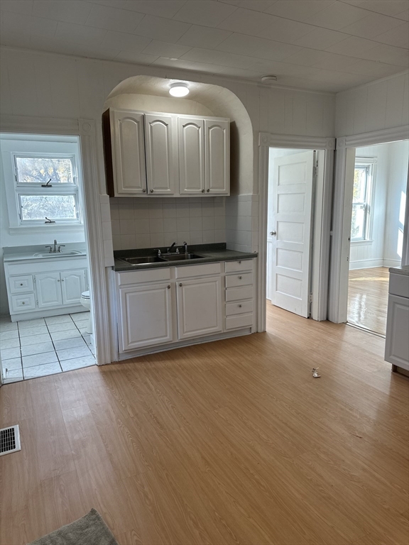 216 Clarendon Street, Fitchburg, Massachusetts 01420