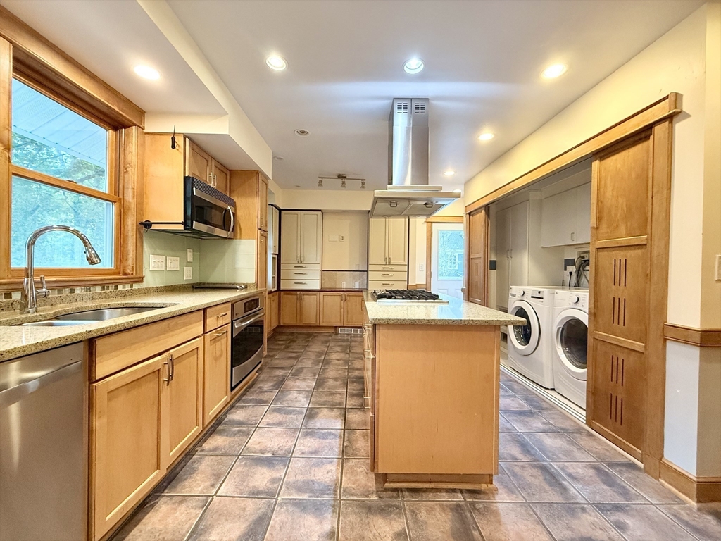 25-27 Westbourne Rd, Newton, Massachusetts 02459