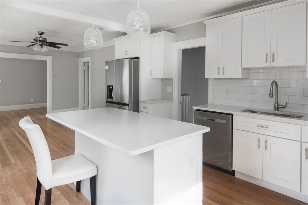 112 Brush Hill Rd, Milton, Massachusetts 02186