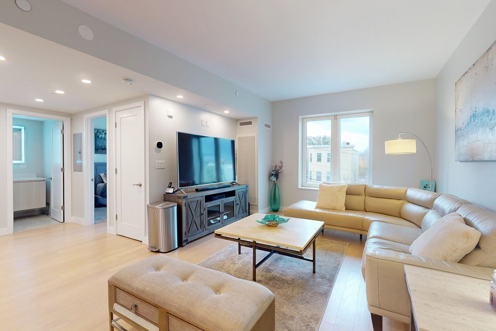 932 Broadway, Chelsea, Massachusetts 02150