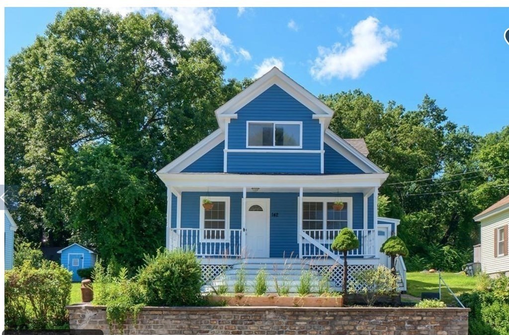 142 E Meadow Rd, Lowell, Massachusetts 01854