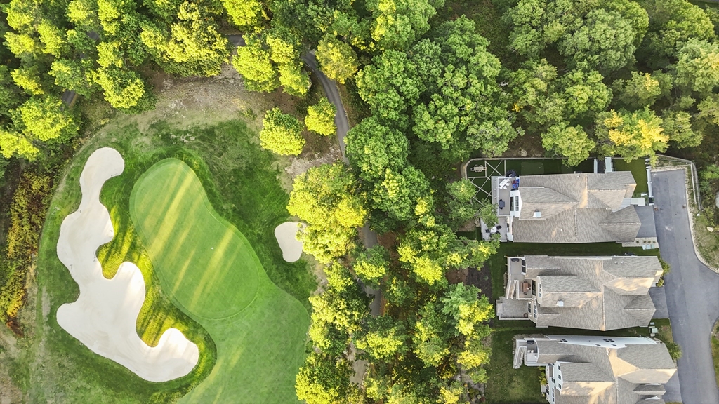 48 Briarwood, Plymouth, Massachusetts 02360