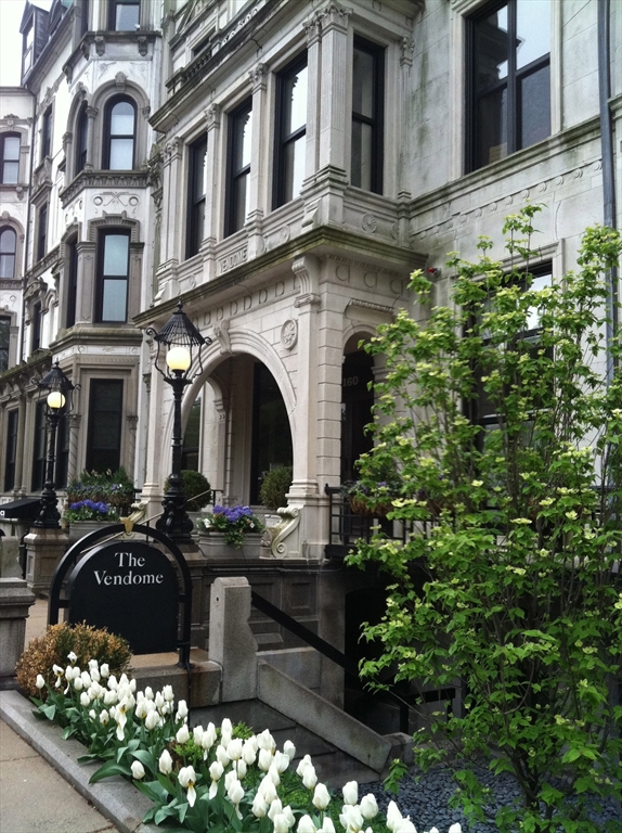 160 Commonwealth, Boston, Massachusetts 02116